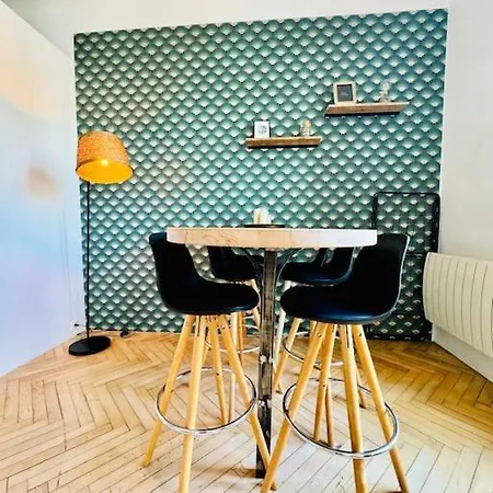 Le Mediterraneen - Apt 4 Prs - 200m Plages * أنتيب